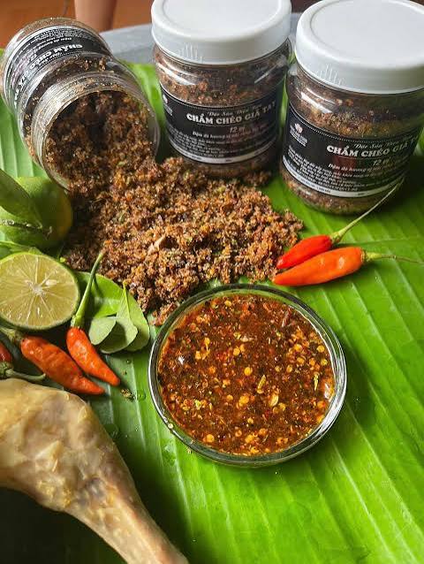 Chẩm Chéo Hương Bản